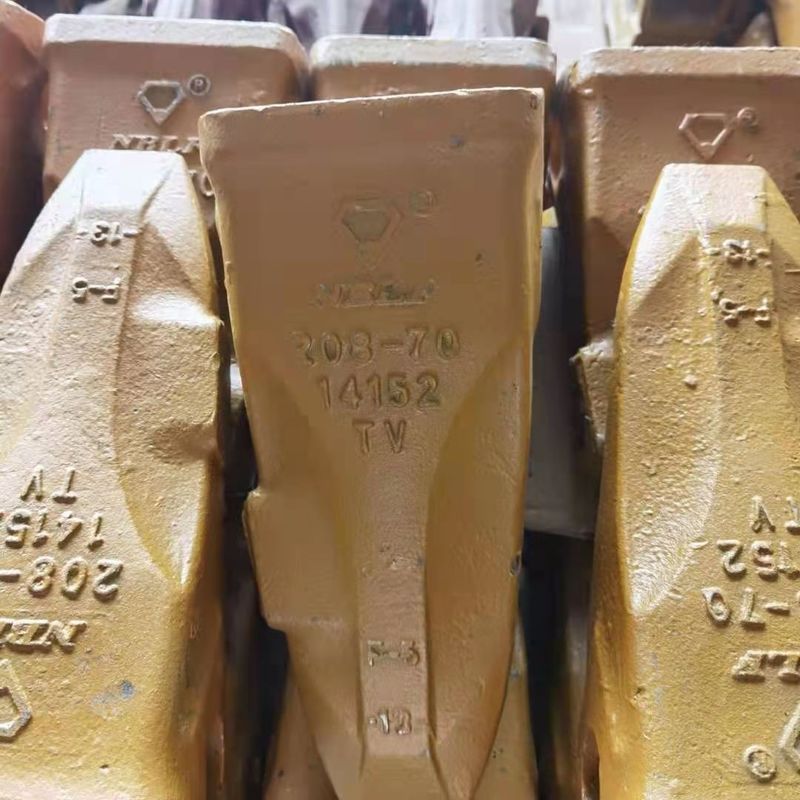 2.5cm Yükseklik Alaşımlı Çelik Kazıcı kova Dişleri Sıkı Kalpli kova dişleri