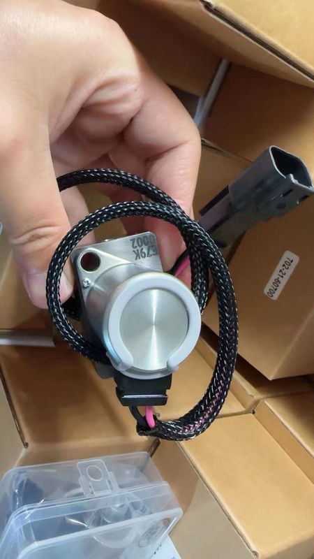065726 Kazı makinesi Hidrolik Parçalar Pilot Valf Hidrolik Pompa Solenoid Valf PC200-7 için