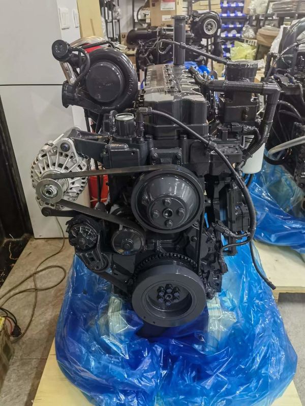 Cummins QSB6.7 6D107 motoru PC200-8/PC210-8/PC220-8/PC240-8 ekskavatörleri için kullanılır