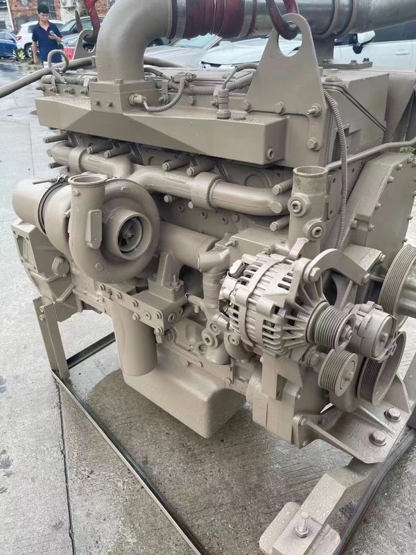 QSM11 Motoru 71115335 OEM Hyundai ROBEX520LC-9'lar için kullanılan yüksek kaliteli dizel motor