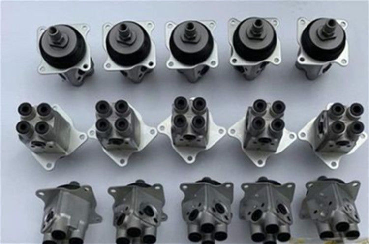 YN30V00111F1 SK200-8 SK210-8 SK250-8 SK330-8 SK350-8 Joystick Control Handle Excavator için hidrolik pilot valf