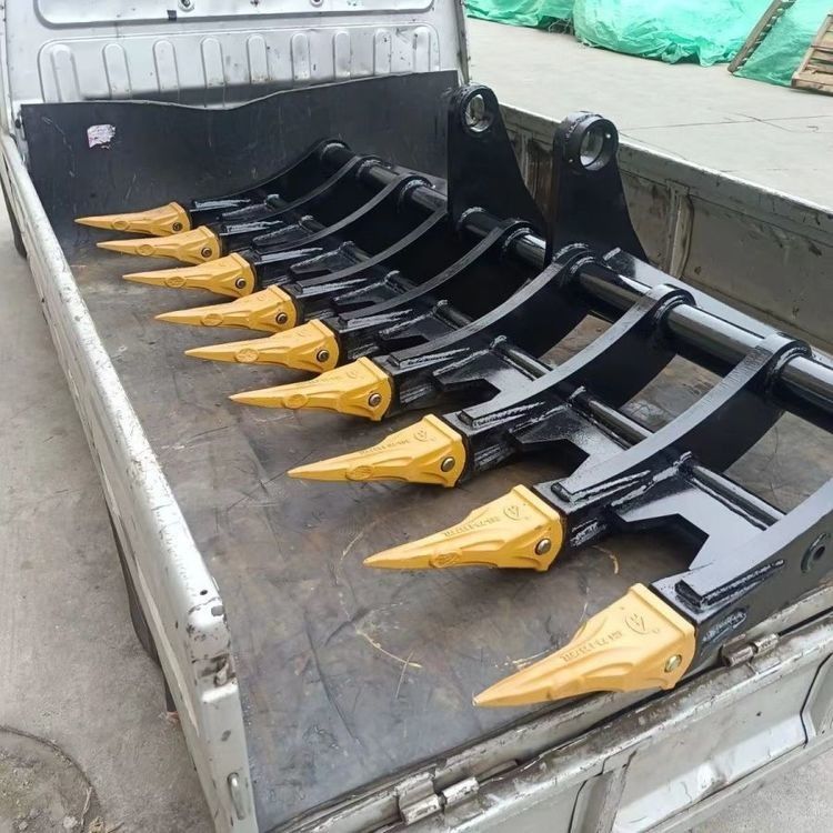 Özel kazı makinesi arazi temizleme rakları 1 - 50 ton kazı makinesi Q355B çubuk rakı