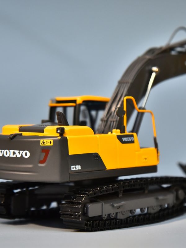 VOLVO Volvo EC220DL alaşım kazıcı modeli orijinal mühendislik aracı simülasyon kazıcı süslemeleri