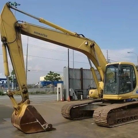 İnşaat madenciliği için yenilenmiş Cummins motoru ile kullanılan Komatsu PC200-6 kazıcı