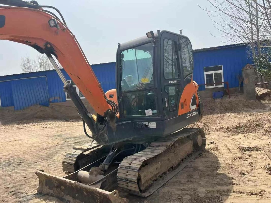 İyi bakımlı kullanılmış 2020 Doosan DX60-9C 6 tonluk kazıcı.