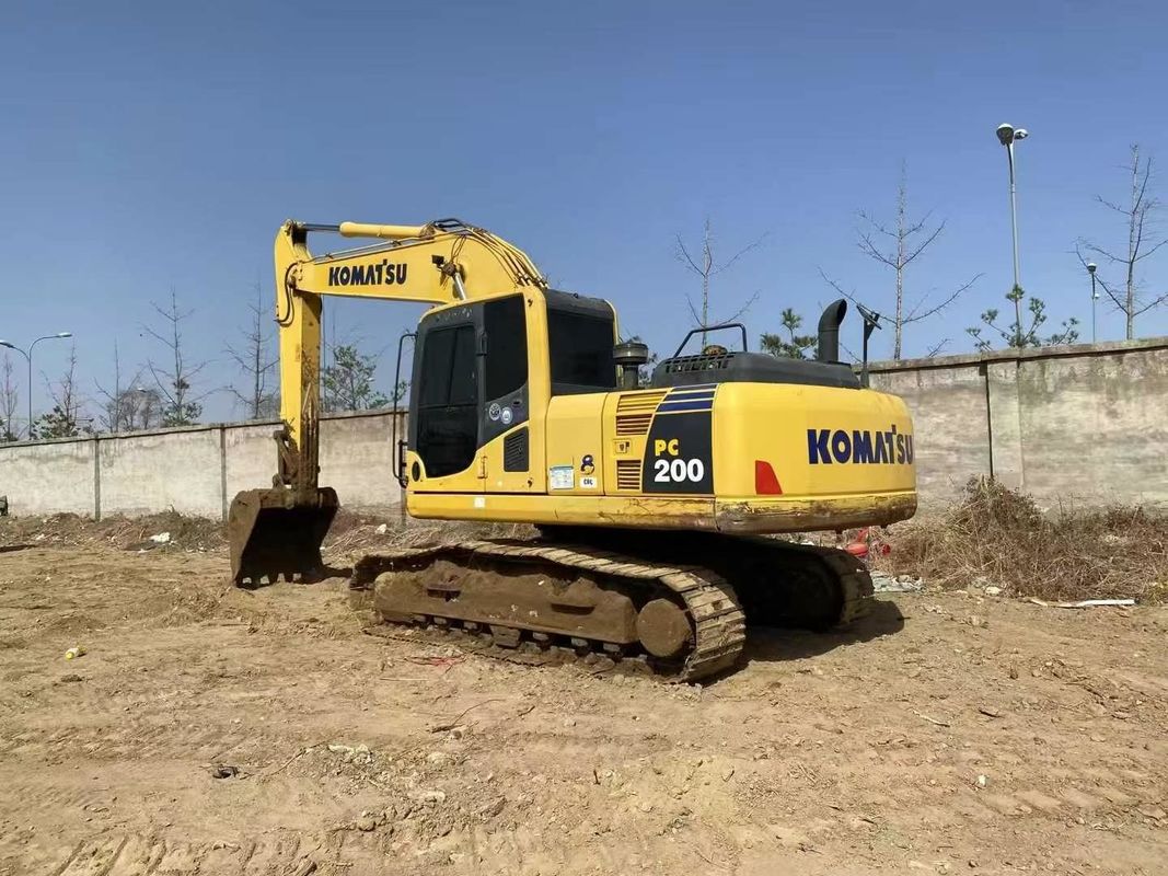 İnşaat projeleri için yüksek performanslı kullanılan Komatsu PC200-8M0 20 tonluk kazıcı