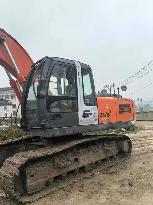 Kullanılmış Hitachi ZAXIS 200-3G Kazı makinesi Madencilik İnşaat Toprağı taşımak için 20 ton kapasiteli