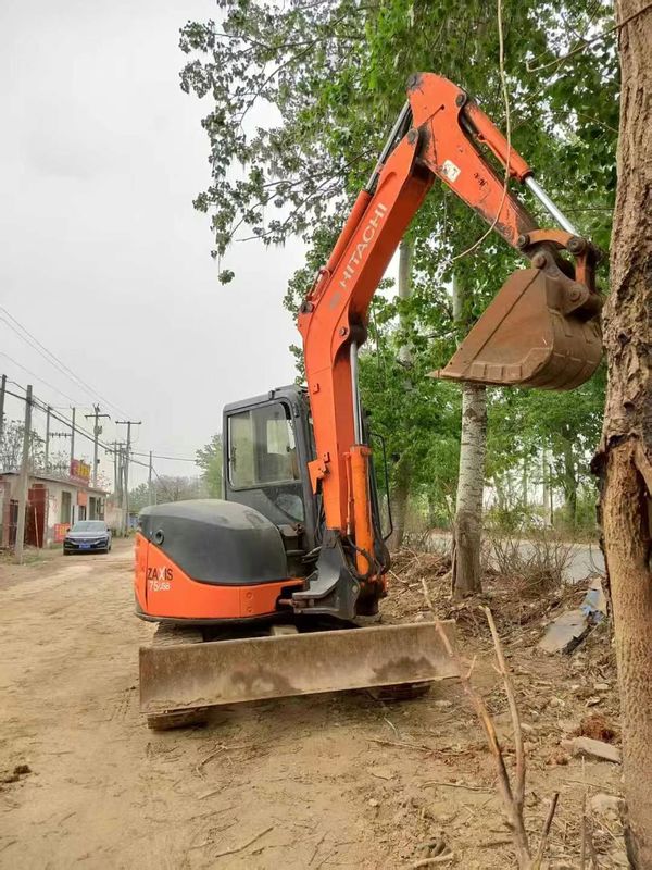 Kullanılmış Hitachi ZX75-US Kazıcı 7.5 Ton Mini Kazıcı İnşaat Makinesi Hazır İş