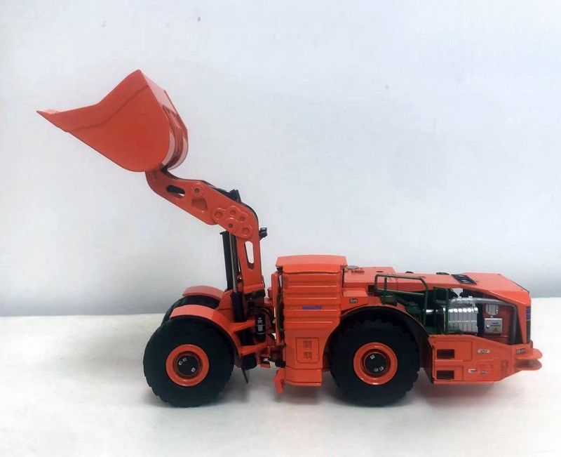 Komatsu WX220H 1:50 Hibrit Yeraltı Yükleyici Alaşım Dökme Madencilik Aracı Limited Koleksiyoncu