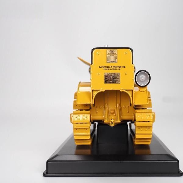 Diecast Masters 1:16 Ölçek 25 Traktör Modeli DM Alaşımlı Çiftlik Aracı Minyatür 85679