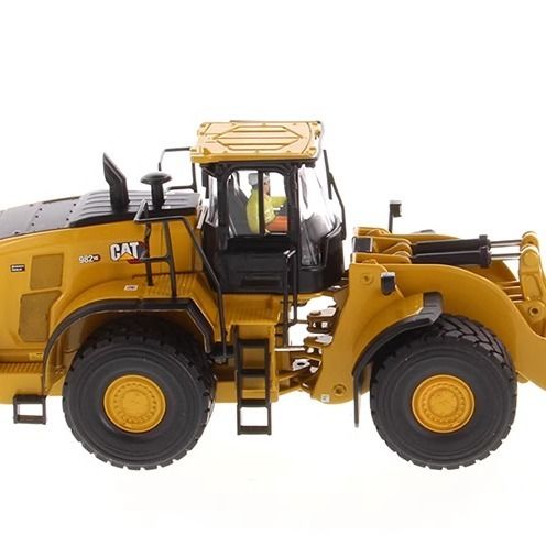 DM Yeni 982 XE Tekerlekli yükleyici 1/50 ölçekli alaşımlı araç modeli 85685 Diecast Masters