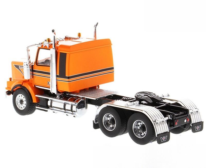 DM Western Star 4900 SB Uluslararası 2-Axle Amerikan Flatbed Truck 1/50 Model 71063