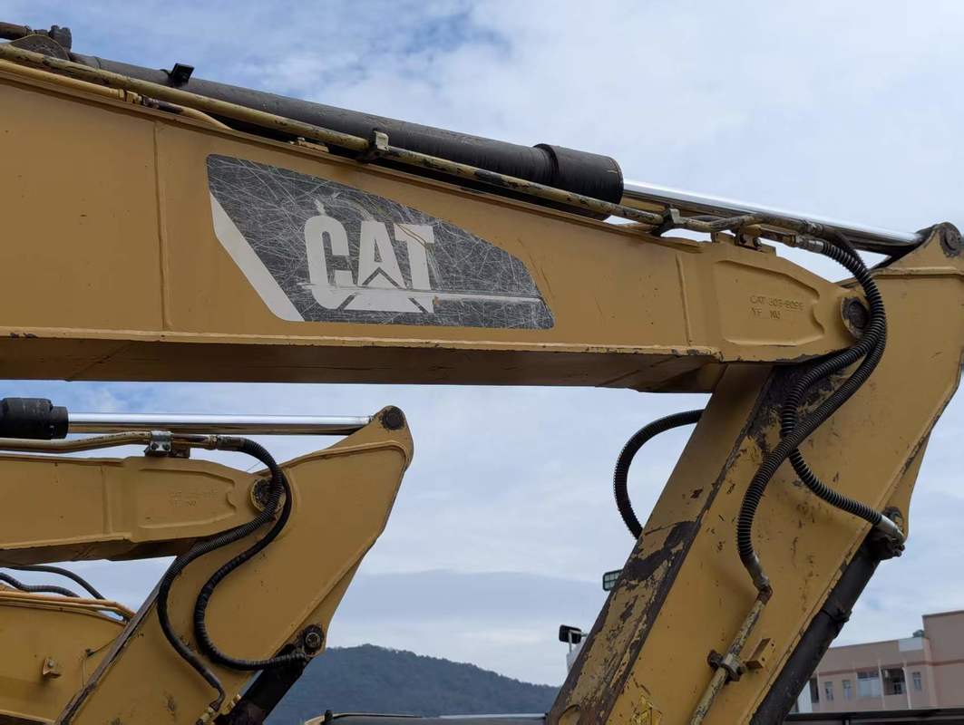 Cat C4.2 ACERT Motoru ile kullanılmış Cat 312D Hidrolik Kazıcı 13.000 kg Çalışma Ağırlığı ve 6.44 m Maksimum Kazma Derinliği