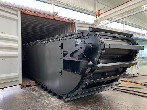 SY135 320D Hidrolik Yürüyen Motor için Özelleştirilmiş Amfibi Ekskavatör Yüzer Ponton Palet Zinciri Tedarikçisi