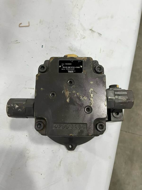 14532629 Swing Device Swing Rotary Motor For EC55 EC60 EW55 Ekskavatör yedek parçası PM-2B-26B-9FS2-4768B