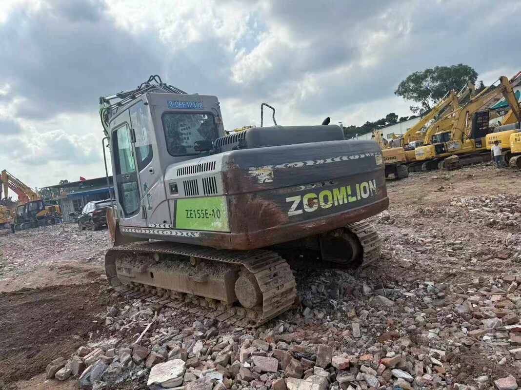 Satılık İkinci El Paletli 13 Ton Ekskavatör Zoomlion ZE135G/E-10‌ 2020year Makine